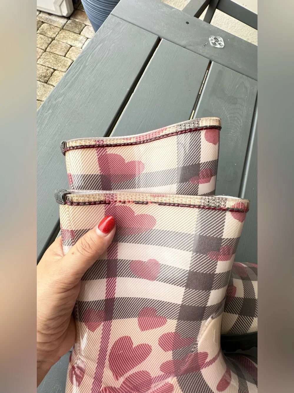 Burberry heart-print check rain boots size 2